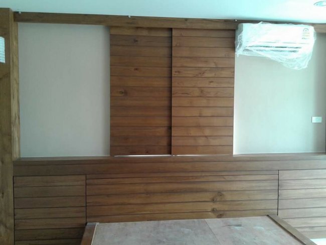 งานกรุผนังหัวเตียง