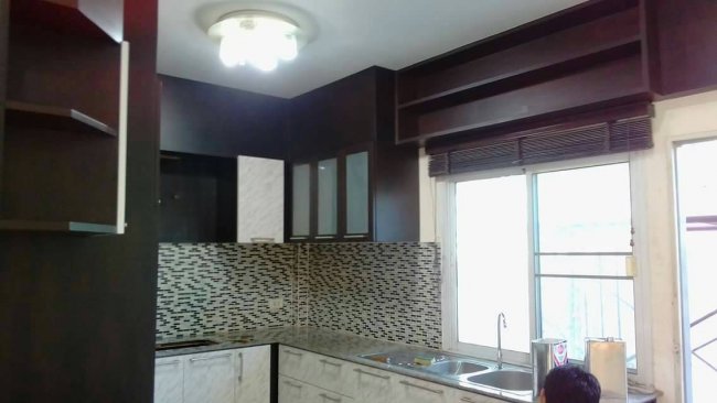 รับทำเฟอร์นิเจอร์ ชุดห้องครัว ตามแบบที่คุณต้องการ ในเขตระยอง